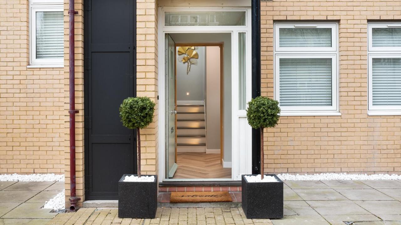 London'S Modern Nuance Apartment - Battersea Exteriér fotografie